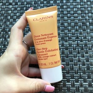 Clarins one step gentle exfoliating cleanser